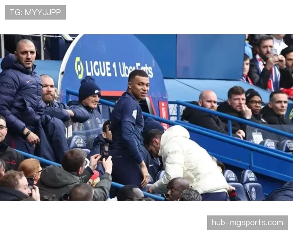 法甲射手榜五人进球上双 金靴争夺呈现激烈竞争态势