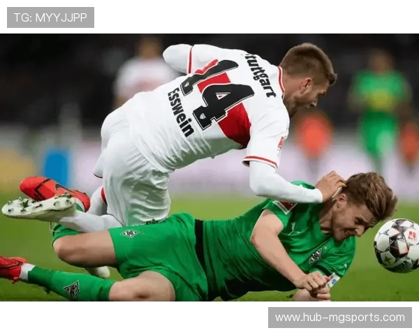 斯图加特两进球被吹仍晋级 高位压迫体系暴露防线空当